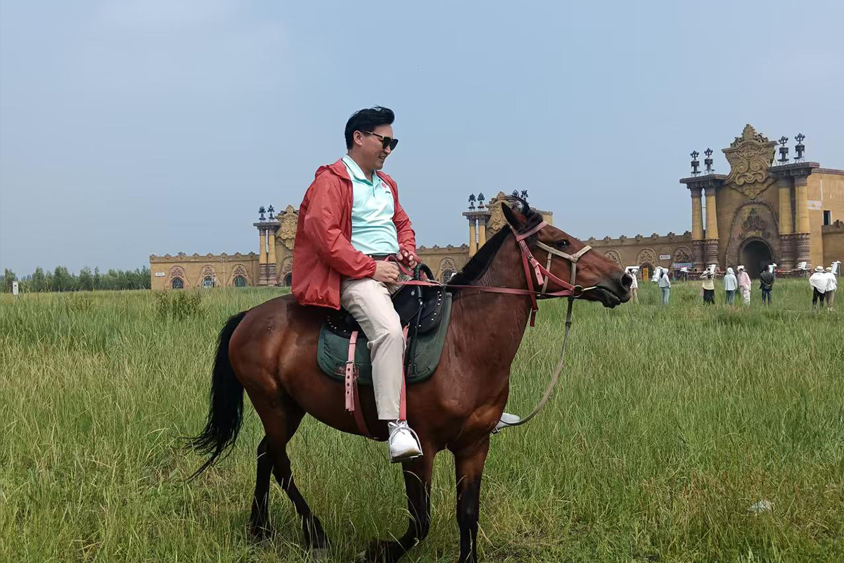 凱泰電子內蒙古團建